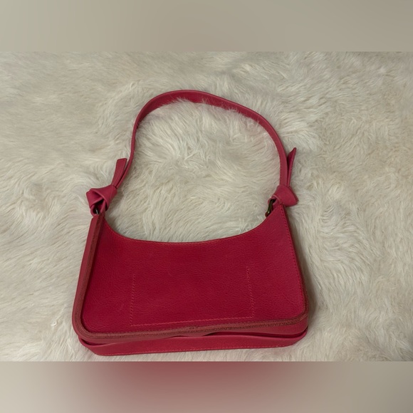 Madewell Handbags - Madewell Vibrant Pink Shoulder Bag
